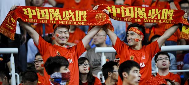 包含夺冠之路！足球赛场上的激烈较量的词条