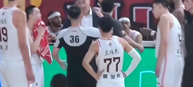 半岛体育体育官网入口-广东队战胜山东男篮，取得双杀