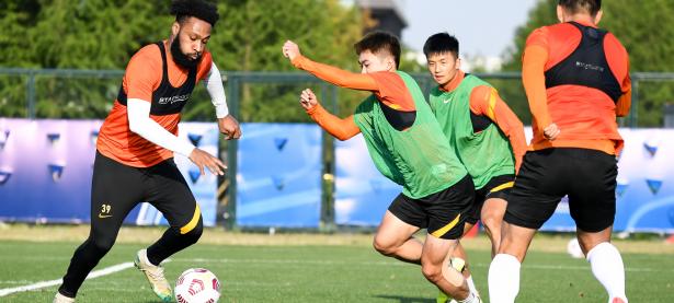 半岛体育体育中国官网-包含双队新援的发挥或将左右比赛节奏的词条