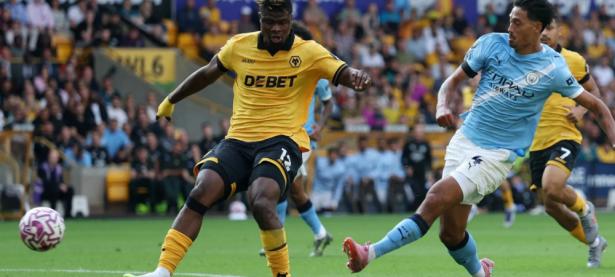 半岛体育体育直播-曼城客场征服狼队，继续领跑榜首