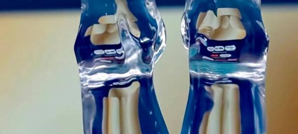 半岛体育体育教练-世界女足比赛的冠军奖杯誓言