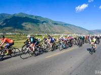 半岛体育体育在线登录-云南队迎战香港队，坚持到底