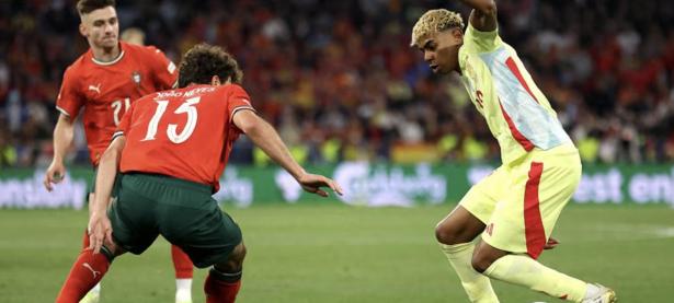 半岛体育体育网页版入口-包含葡萄牙逆转法国，小组领跑地位更加牢固的词条