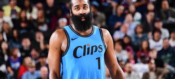 半岛体育体育视频-火箭战胜活塞，哈登全场最佳砍下分助球队赢得比赛的简单介绍