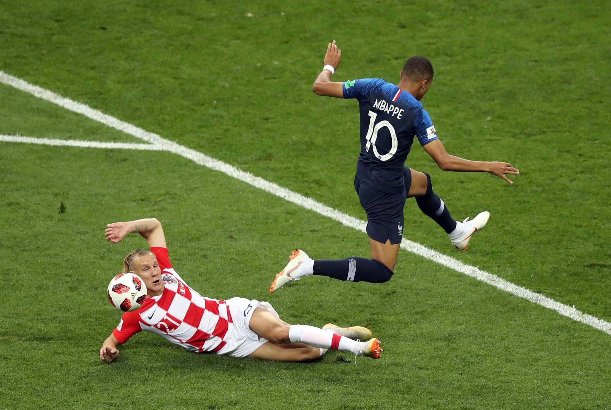 关于法国:逆转克罗地亚,欧洲足球联赛小组赛的信息 关于法国:逆转克罗地亚,欧洲足球联赛小组赛的信息