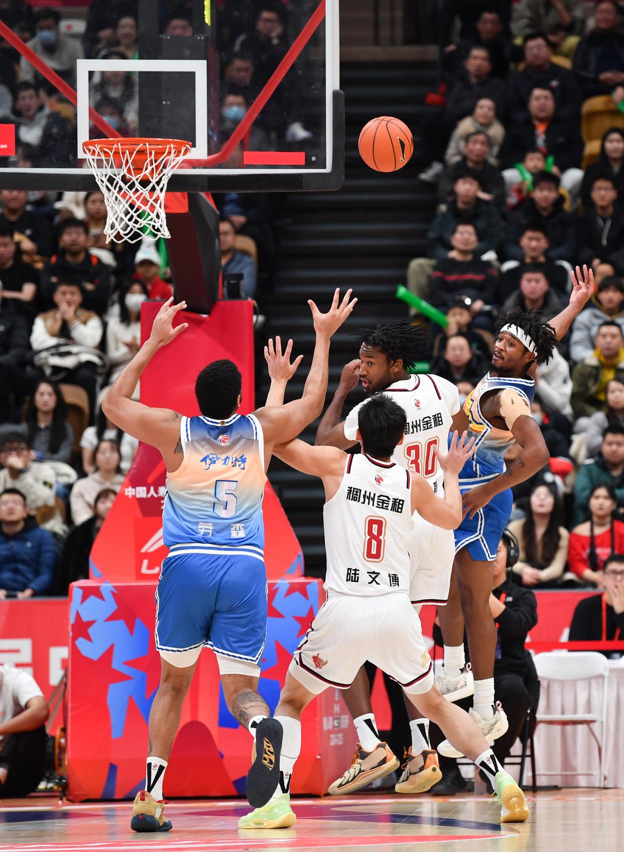 球员状态稳定，球队备战关键比赛