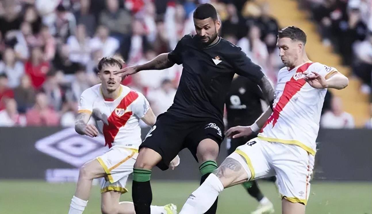 关于四强对抗!欧预赛终极PK纷呈激烈争夺的信息 关于四强对抗!欧预赛终极PK纷呈激烈争夺的信息