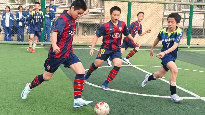 足球比赛精彩纷呈带动全民关注 足球比赛精彩纷呈带动全民关注