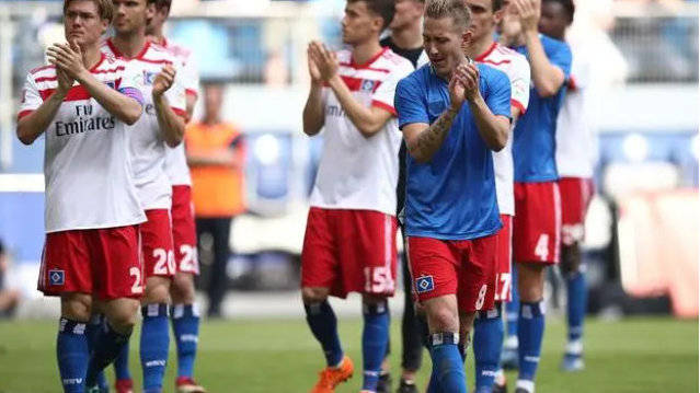 意大利队与北马其顿队展开激烈对决