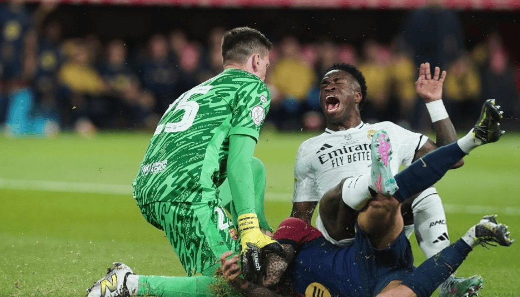 巴萨遭遇困境，遗憾淘汰结束欧洲之旅