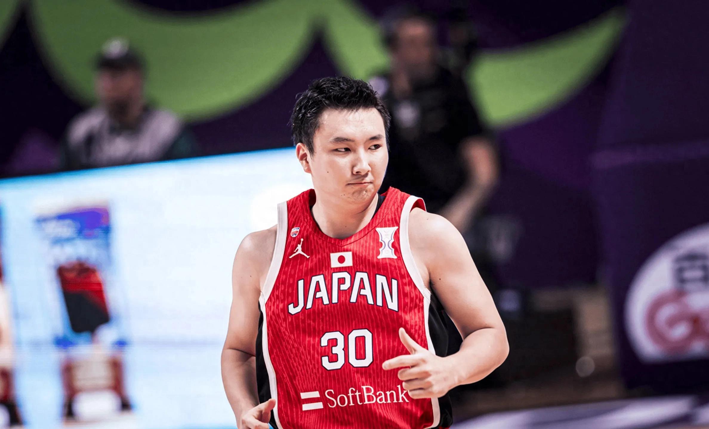 日本男篮队战至加时赛,险胜朝鲜晋级 日本男篮队战至加时赛,险胜朝鲜晋级