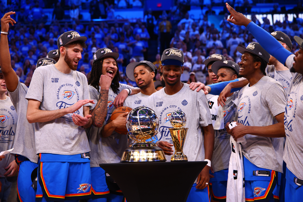 大加索尔领衔参赛国际篮球锦标赛,勇夺总冠军 大加索尔领衔参赛国际篮球锦标赛,勇夺总冠军