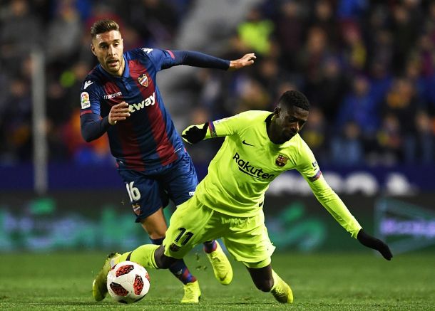 瓦伦西亚遭遇两连败，保级形势严峻的简单介绍