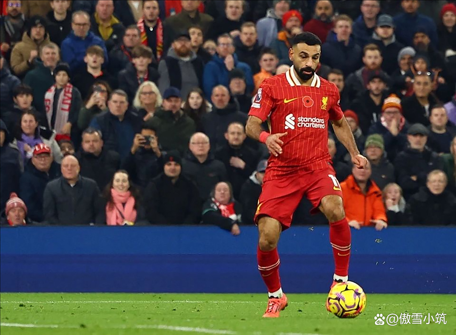 利物浦全力抗衡，继续保持积分优势